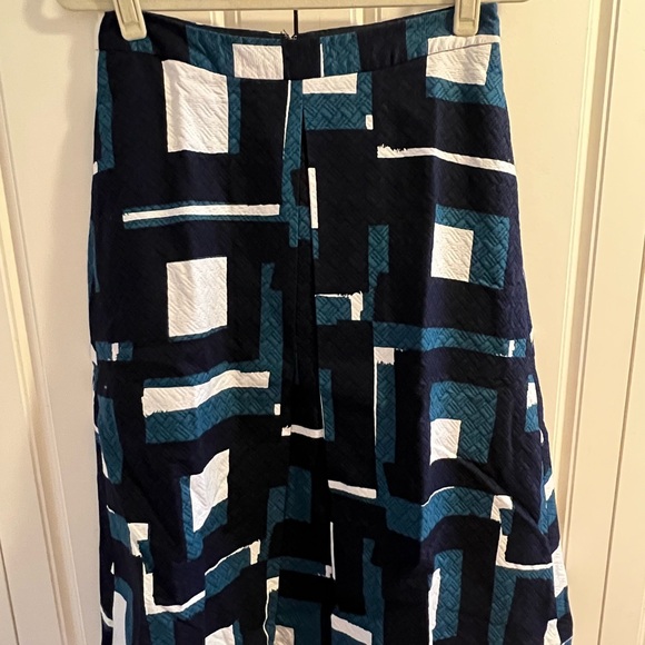 Women’s Banana Republic High Waisted Geometric Midi Skirt, Size 6 - Picture 10 of 15
